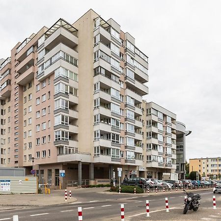 Superapart Konstancinska 2 Warsaw Exterior photo