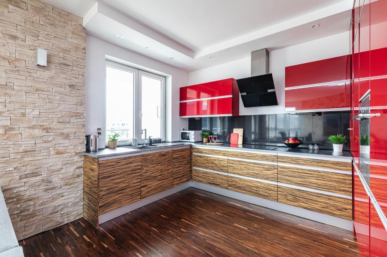 Superapart Konstancinska 2 Warsaw Exterior photo